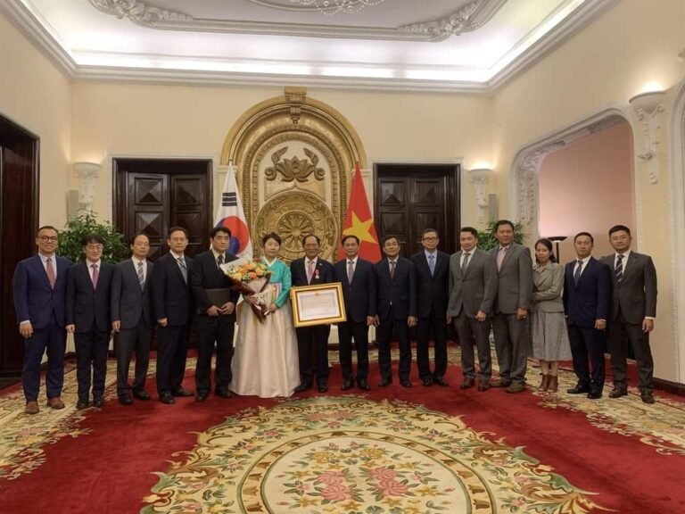 베트남 정부, 박노완 한국대사에 ‘최고 등급’ 훈장 수여