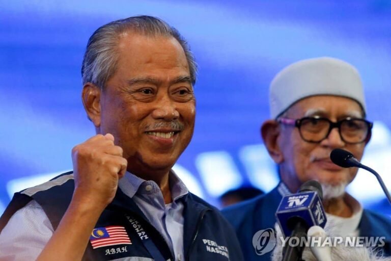 말레이 총선, 과반 확보 정당 없어…국왕이 총리 지명