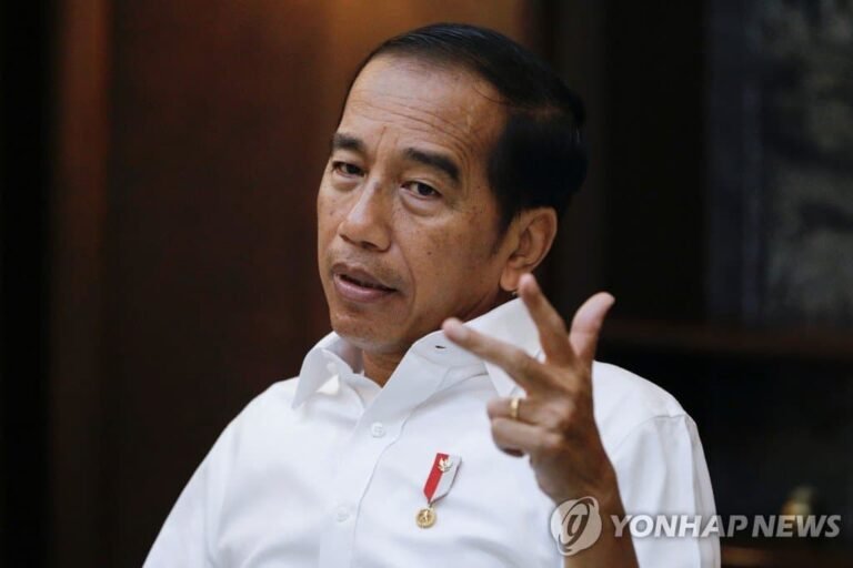 인니 대통령 “테슬라 기가팩토리 유치 자신…니켈 채굴도 허용”