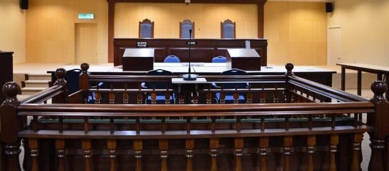 천인공노할 범죄…..미성년 딸 성폭행 혐의로 남성 징역 17년 선고