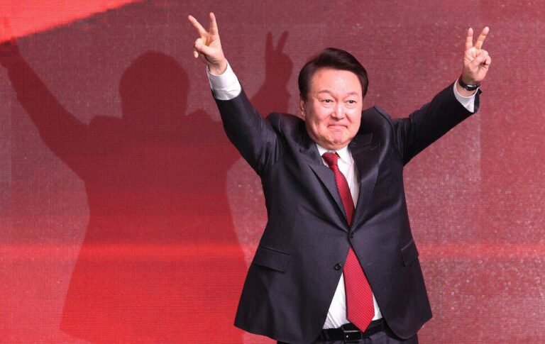 윤 대통령 오늘 부터 프랑스·베트남 순방…국내엔 과제 산적