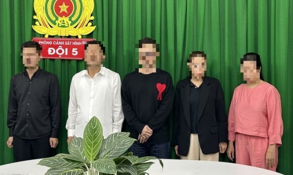 ‘접대부 180명’ 성매매 알선 한국인 총책 적발