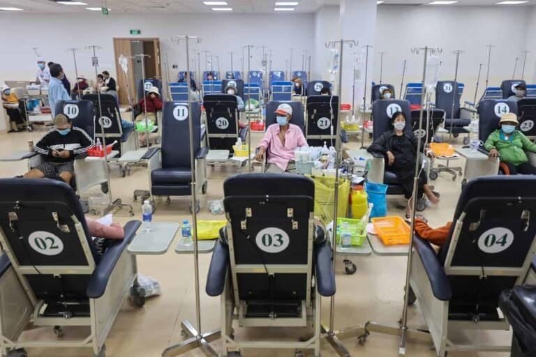 ‘암 환자들, 모르핀 부족에 극심한 고통”