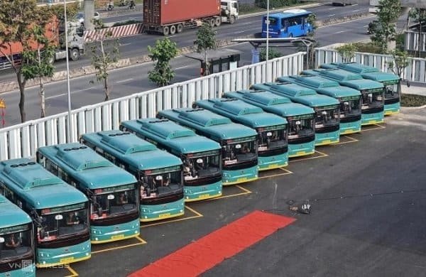 호찌민시, 친환경버스 300대 추가 운행…누적 1000대 육박