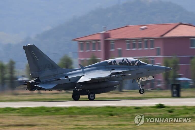 필리핀에 FA-50 12대 추가 수출 계약 체결…1조원 규모