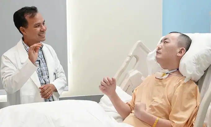 베트남서 홀로 쓰러진 한국인, 1년간 병원 치료 받고 귀국