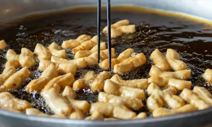 사료용 기름 수만톤 식용유로 둔갑 판매