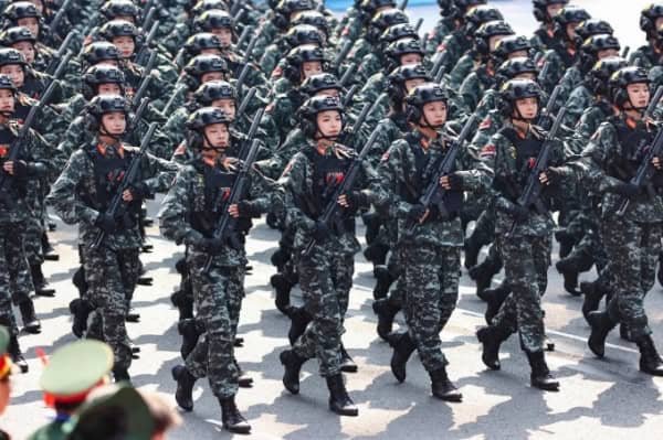 ‘독립기념일’ 열병식 러시아·중국 등 5개국군 대표단 초청