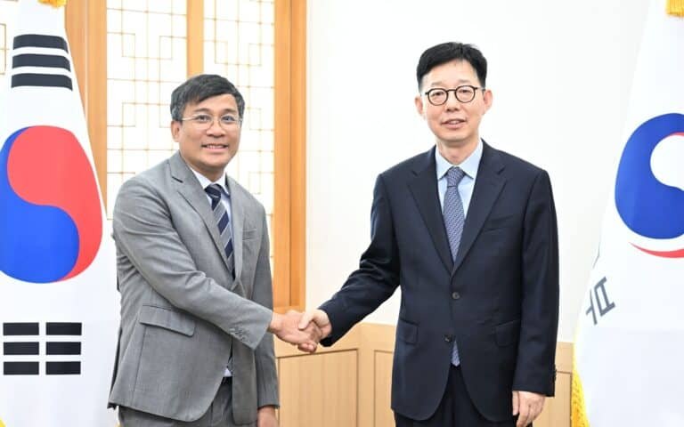 한-베트남 외교차관 회담…”고위급 교류 적극 추진”