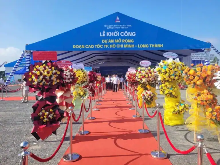 호찌민시-롱타인 고속도로 8~10차선으로 확장 착공