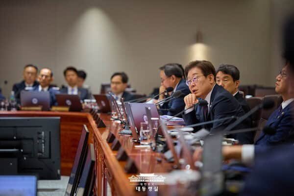 ‘베트남 인력, 한국 파견근로에 인센티브’…이재명 대통령 지시