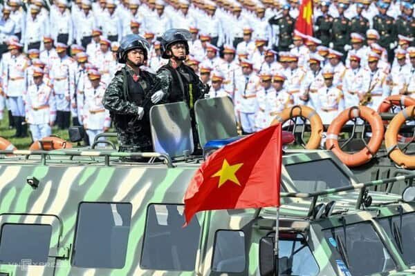 ‘애국 관광지’ 급부상한 하노이