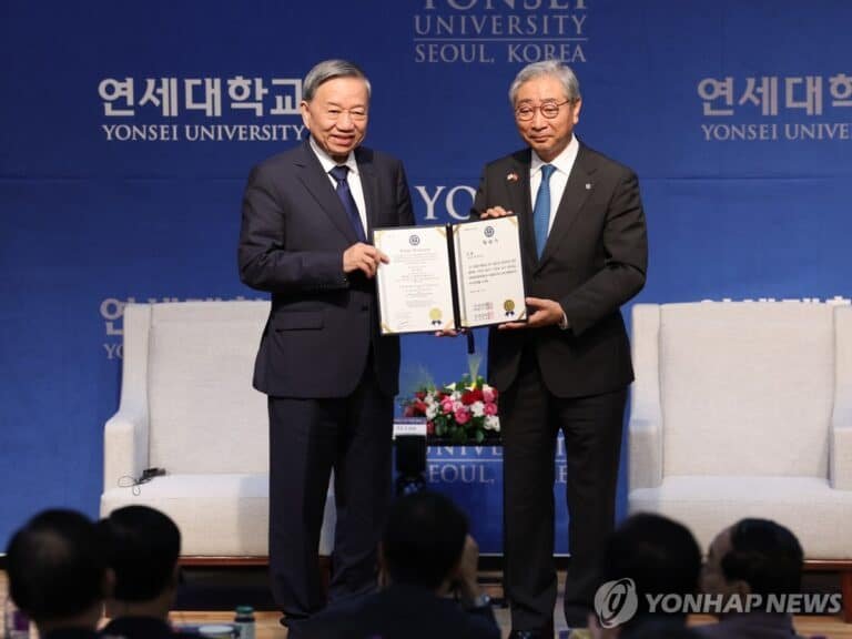 ‘국빈 방한’ 베트남 서기장, 연세대서 명예정치학박사