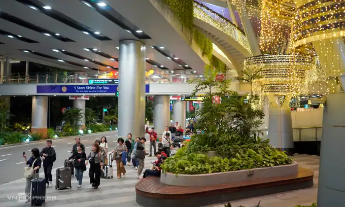 베트남 국내선 2개 노선, 7월 세계 최다 이용 항공로 톱10 진입