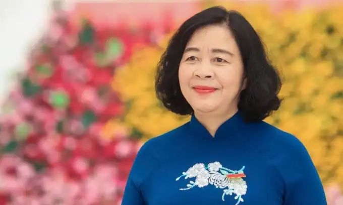 하노이 당 서기에 부이 티 민 호아이 재선… 2030년까지 5년 임기