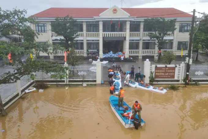 중부의 잔인한 10월….후에·다낭, 홍수 1∼2일 더 지속 전망