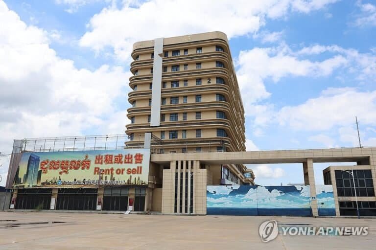 “통장 막히면 일당 5달러로 보이스피싱 강제노동”… 캄보디아 범죄 실태 증언