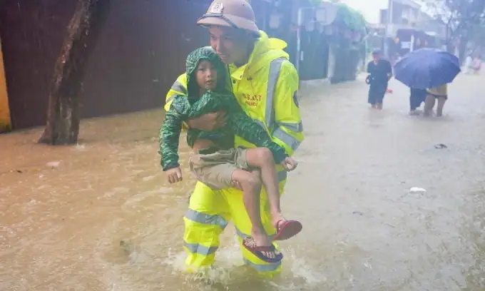 중부, 10월 대홍수에 이어 15~18일 또 700mm 폭우 예보