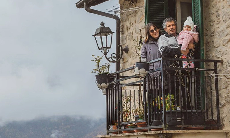 30년 만에 태어난 첫 아기