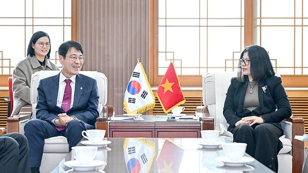 도안프엉란 주부산베트남총영사, 대구시장 예방…협력확대 방안 논의