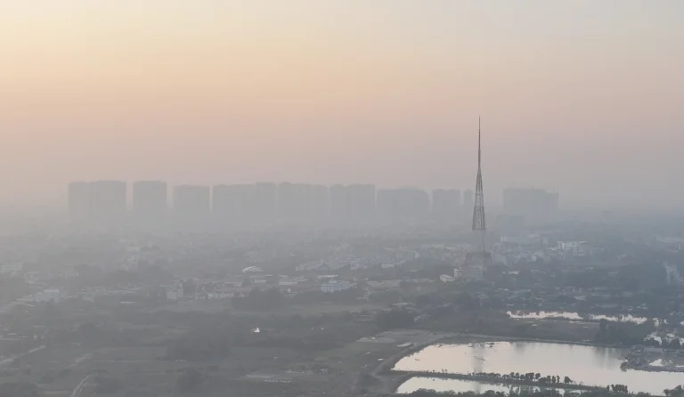 하노이 대기질 측정소 61곳 중 3곳만 제대로 작동