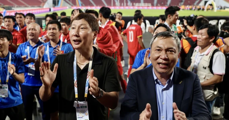 VFF, 김상식 감독 계약 언급