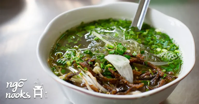 골목맛집: 비 오는 추운날 하노이의 클래식 아침식사 – 미엔르언