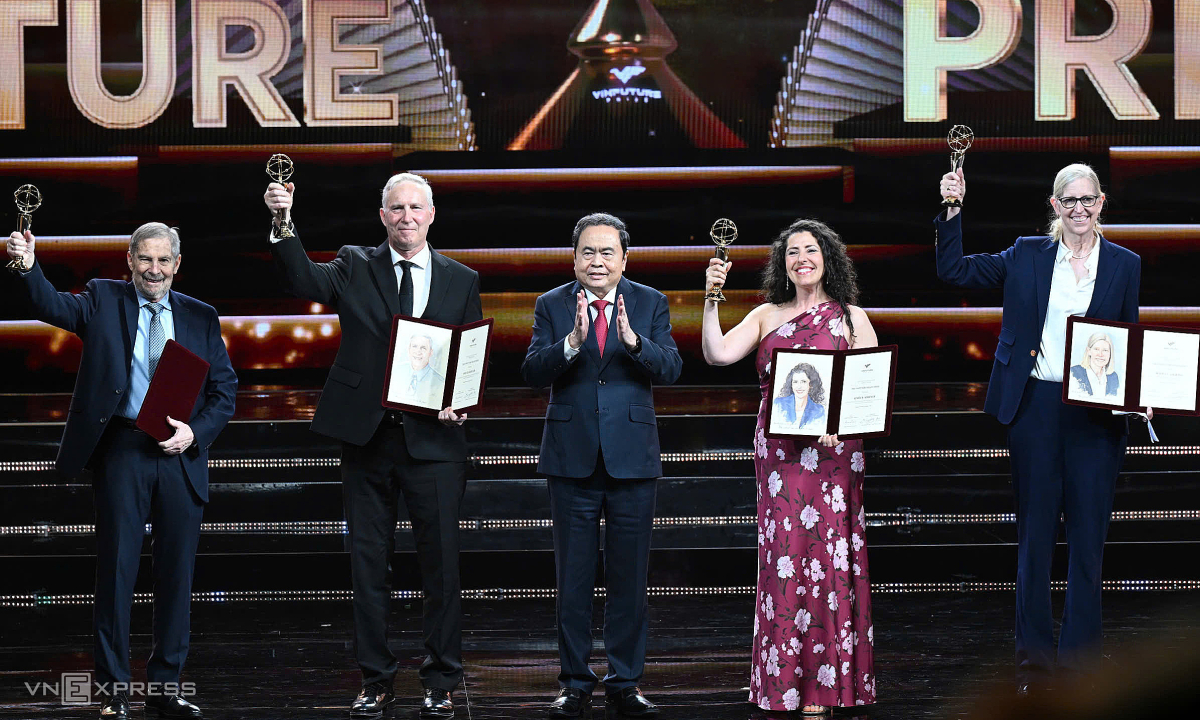 미국 과학자 네 명, 2025년 빈퓨처 최고상 수상