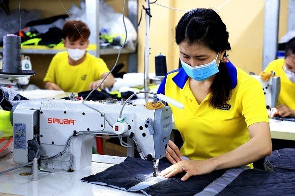 베트남 임금근로자 월평균 소득 830만 동…10% 증가