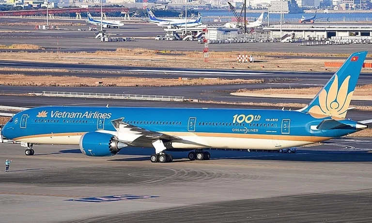 베트남 최대의 비행기, 롱탄 공항에 오늘 착륙