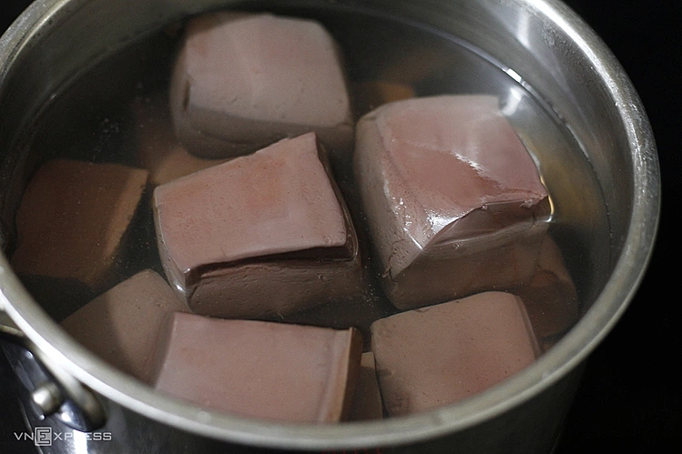 삶은 피는 자주 섭취해도 좋은가?