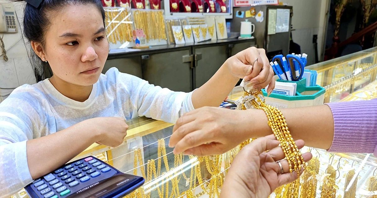 여성 장신구에 대한 '금지령' 해제 요청