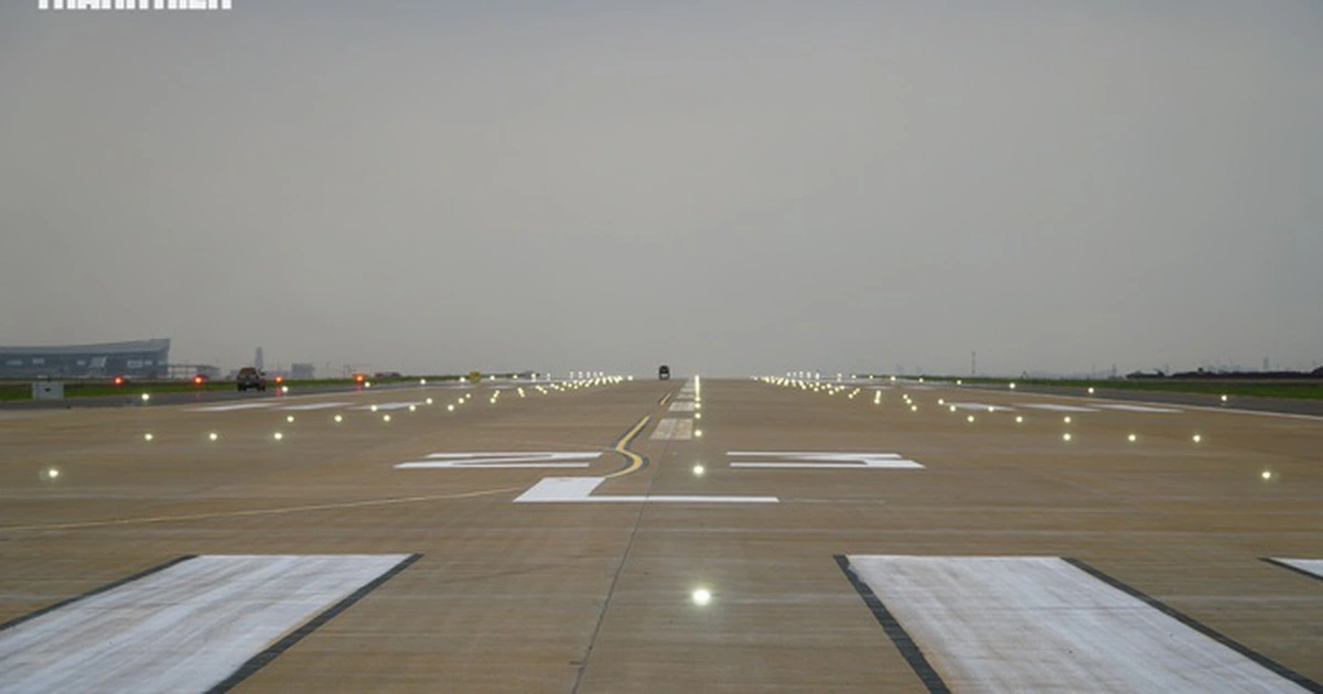 오늘 오후 롱탄 대공항 첫 비행 도착