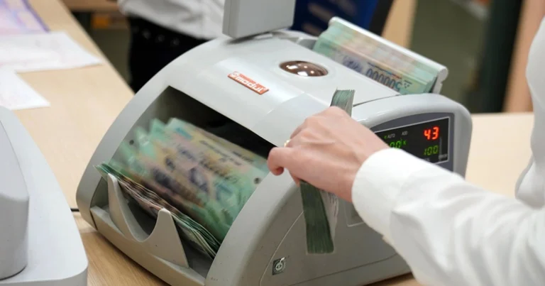 은행, 저축 금리 인상 경쟁