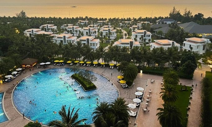 푸꾸옥 섬 정전으로 외국 관광객들 야간 활동 제한, 환불 요구