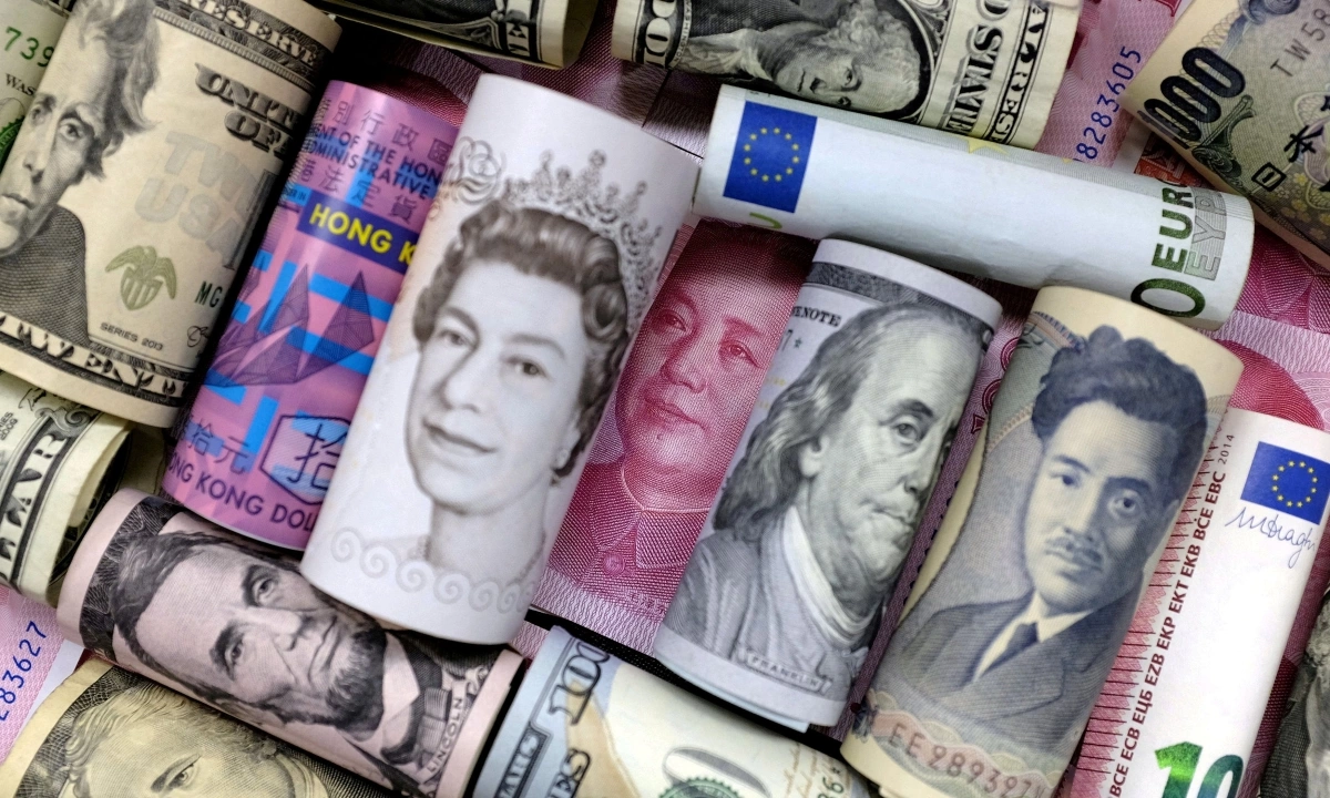 트럼프, 세금 압박에 투자자들 USD 매도 - Xin Chao Vietnam