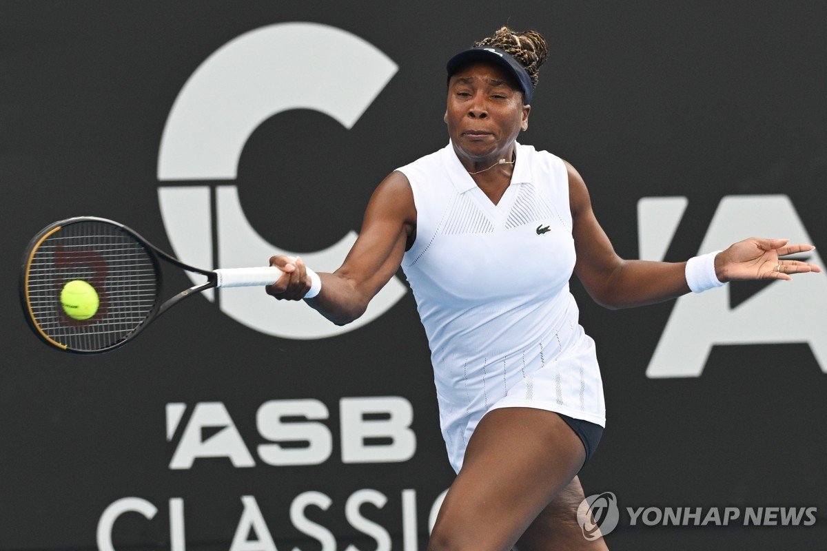 비너스 윌리엄스, 새해 첫 투어 경기서 패배