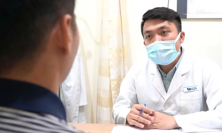 게임 중독 베트남 청소년, 정신 장애 진단…”게임 캐릭터인 줄 알아”