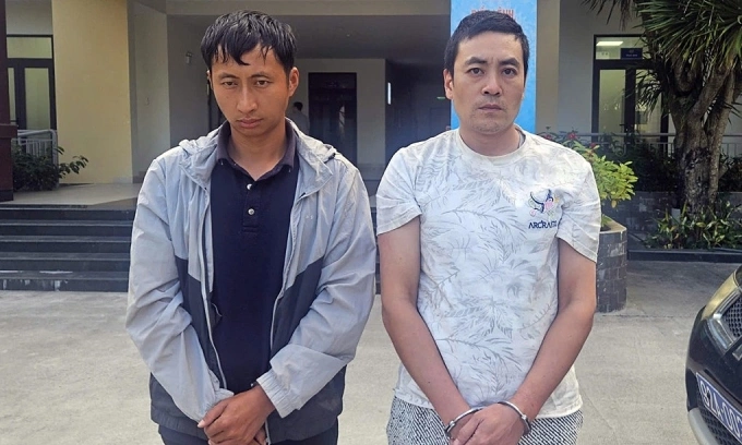 다낭서 금은 3억 동 훔친 중국인 2명, 기차 타고 도주 중 체포