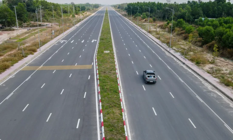 베트남 롱탄공항 연결 3대 간선도로 모습 드러나