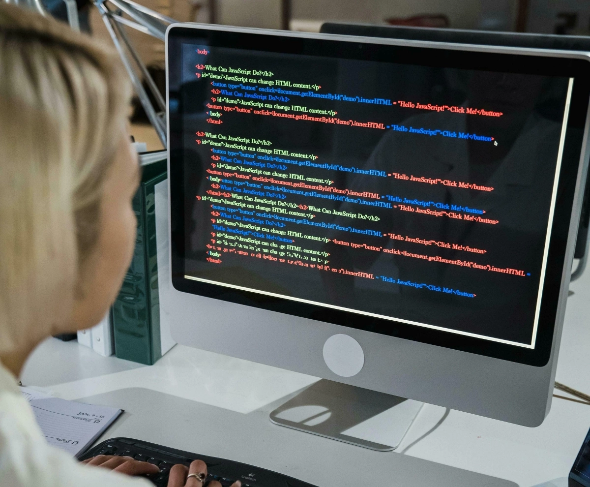 하루종일 컴퓨터 화면 봐도 피부 건강 지키는 법