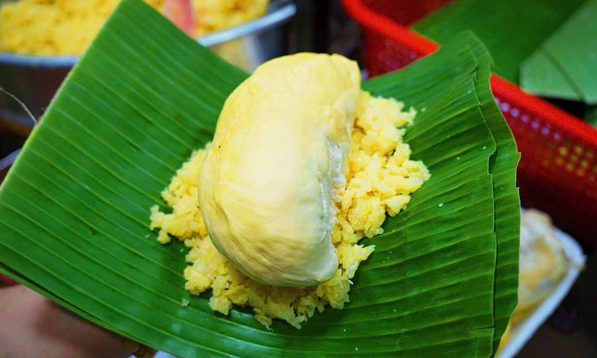 호찌민서 '번호표' 뽑고 줄 선다…두리안 찹쌀밥 사려 인산인해