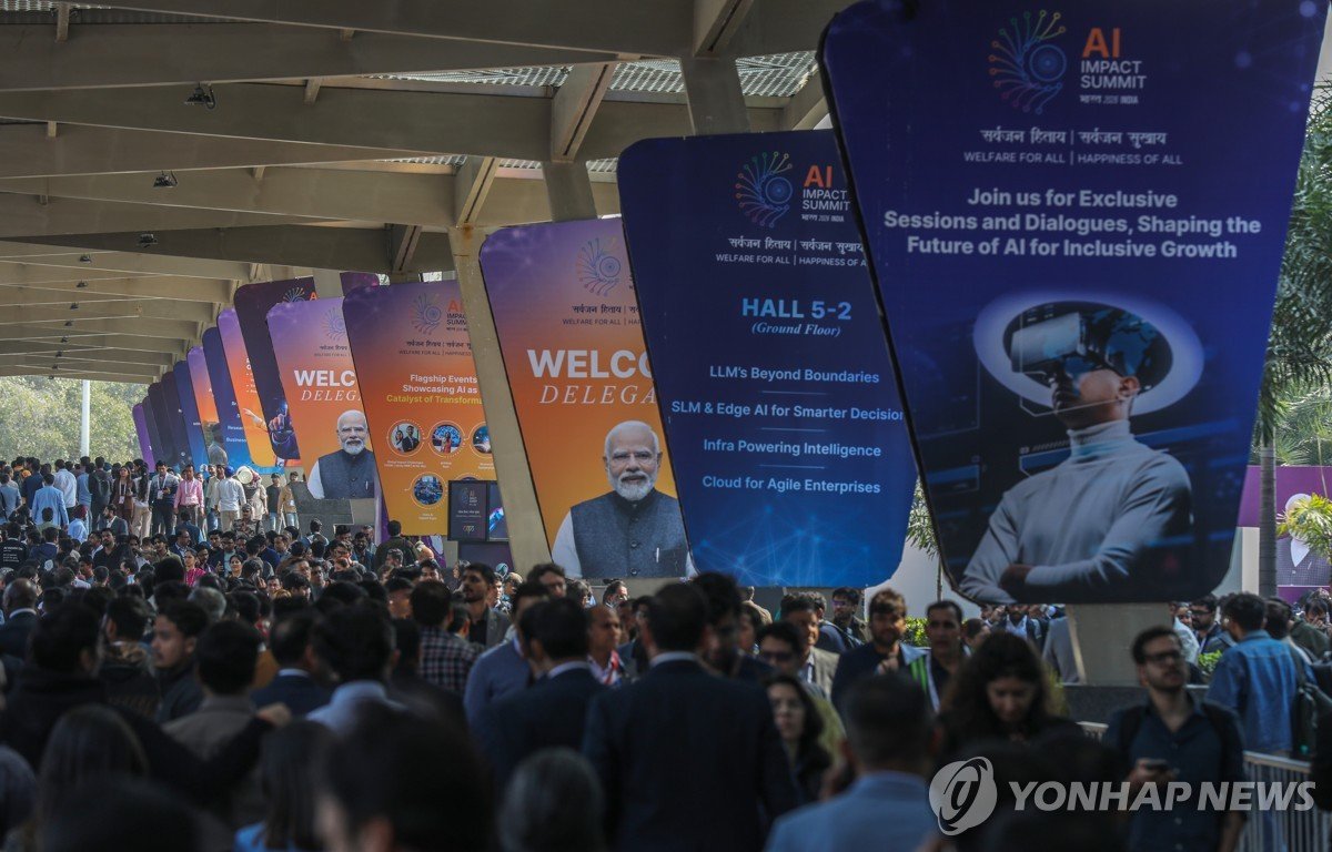 AI정상회의 인도서 개막…세계 AI 정계 집결
