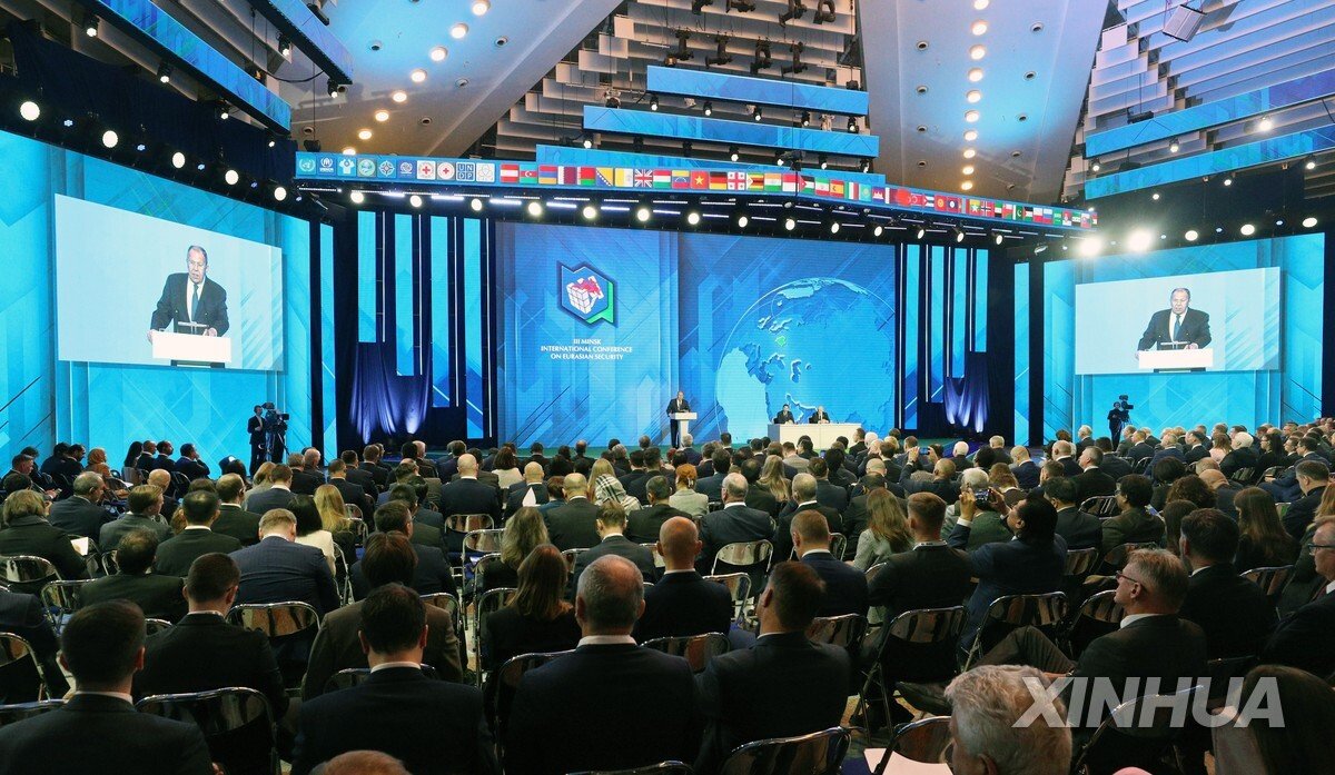 러·북·이란, 유라시아 다극성 논의 착수