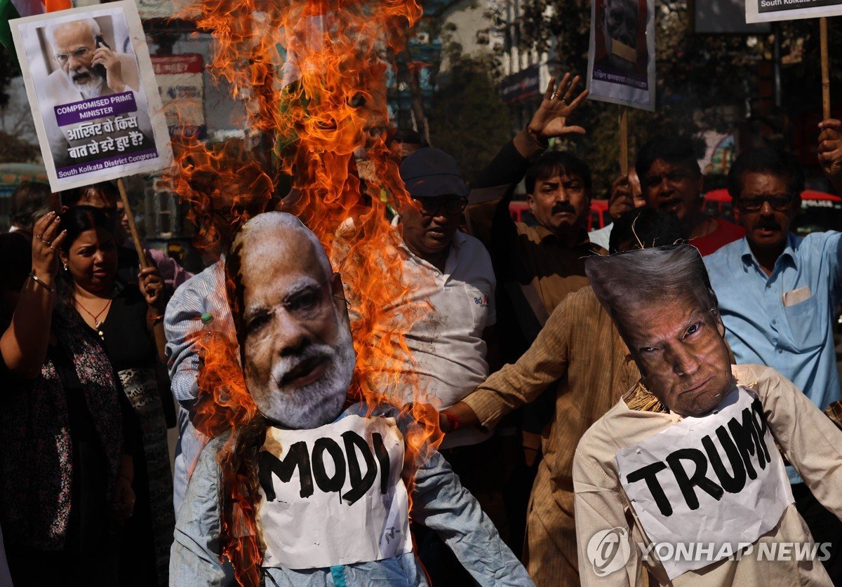 미국, 인도와 무역합의 일부 표현 ‘슬그머니’ 수정