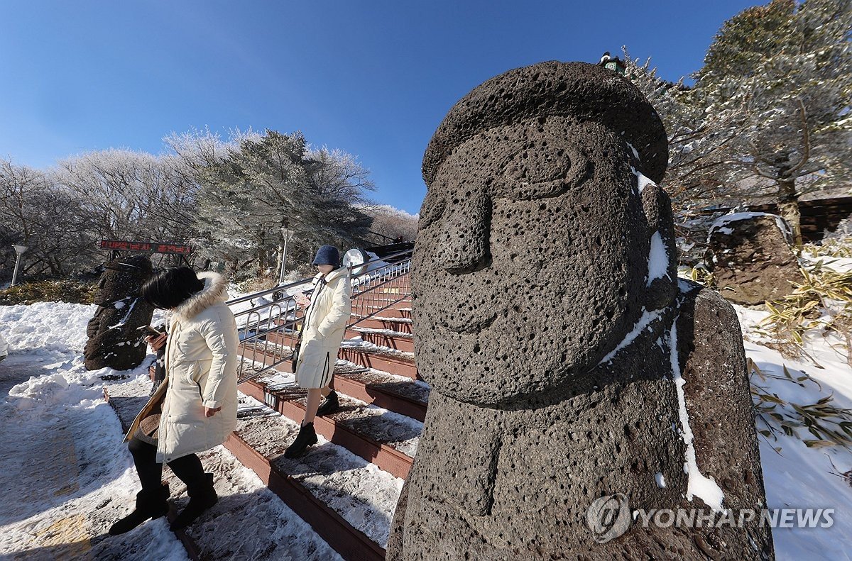 작년 제주 외국인 관광객 224만명…중국인 70%