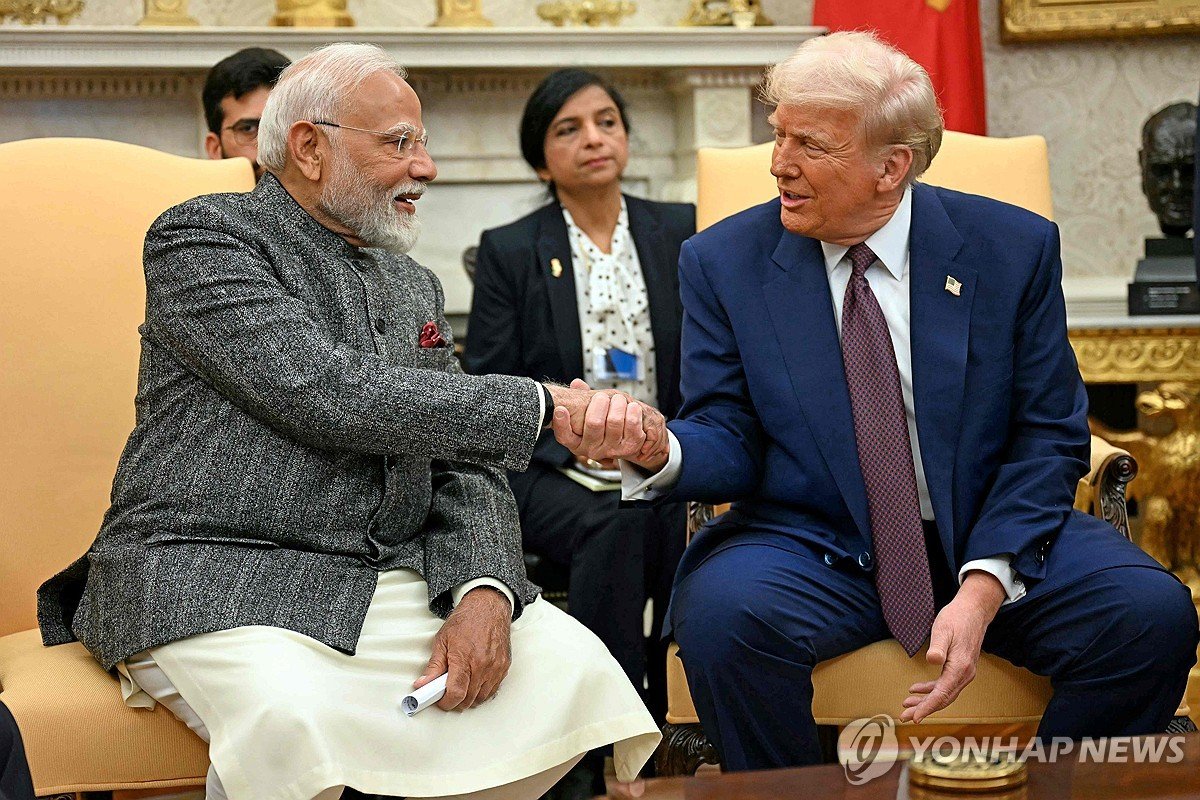 트럼프, 인도 상호관세 18%로 인하