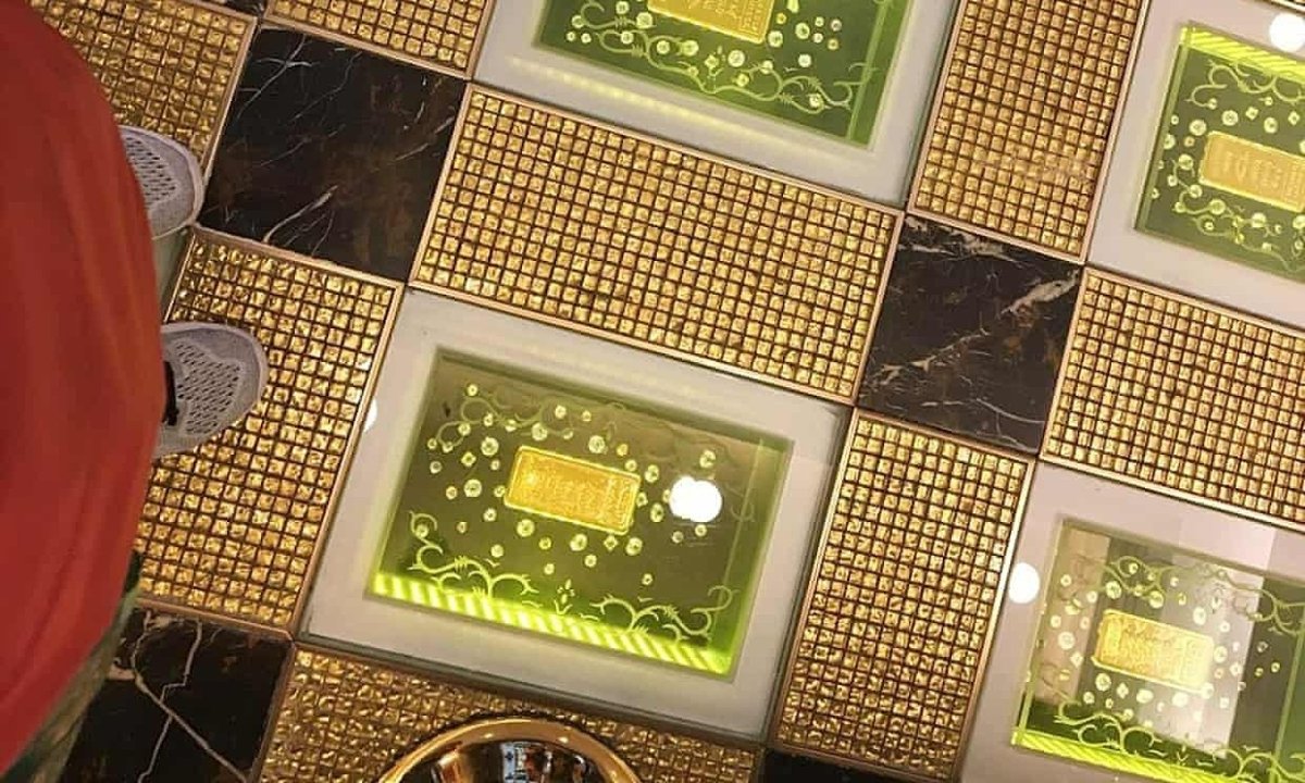 마카오 유명 카지노 호텔 '금 타일' 79kg 뜯어 팔았다... 홍콩 정련소에 매각