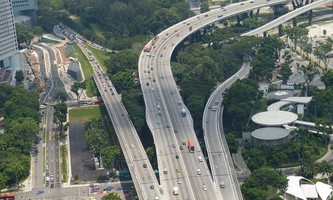싱가포르, 2027년부터 외국인 차량 진입 통행료 대폭 인상