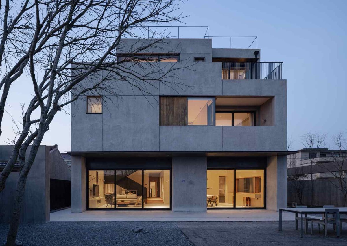 어촌 마을의 노부부를 위한 안식처... 320㎡ 대지 위 자연 품은 '효도 주택' 눈길